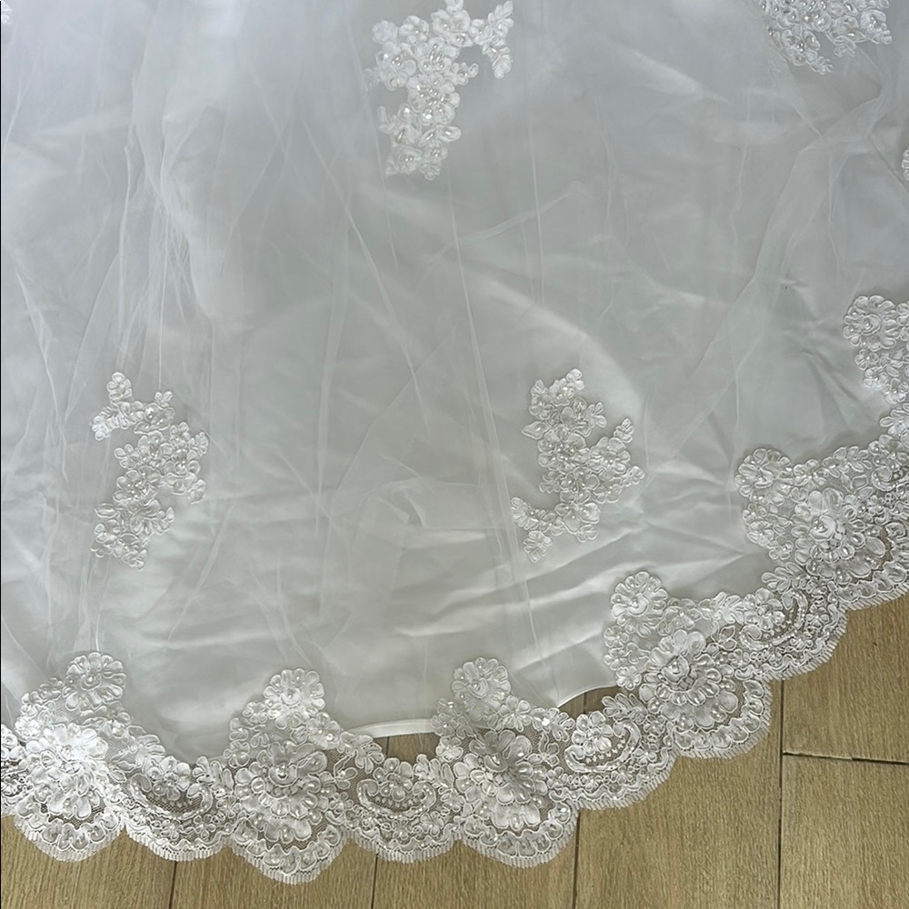 MAKE OFFER Oleg Cassini Strapless David’s Bridal White Wedding Dress - Picture 12 of 16